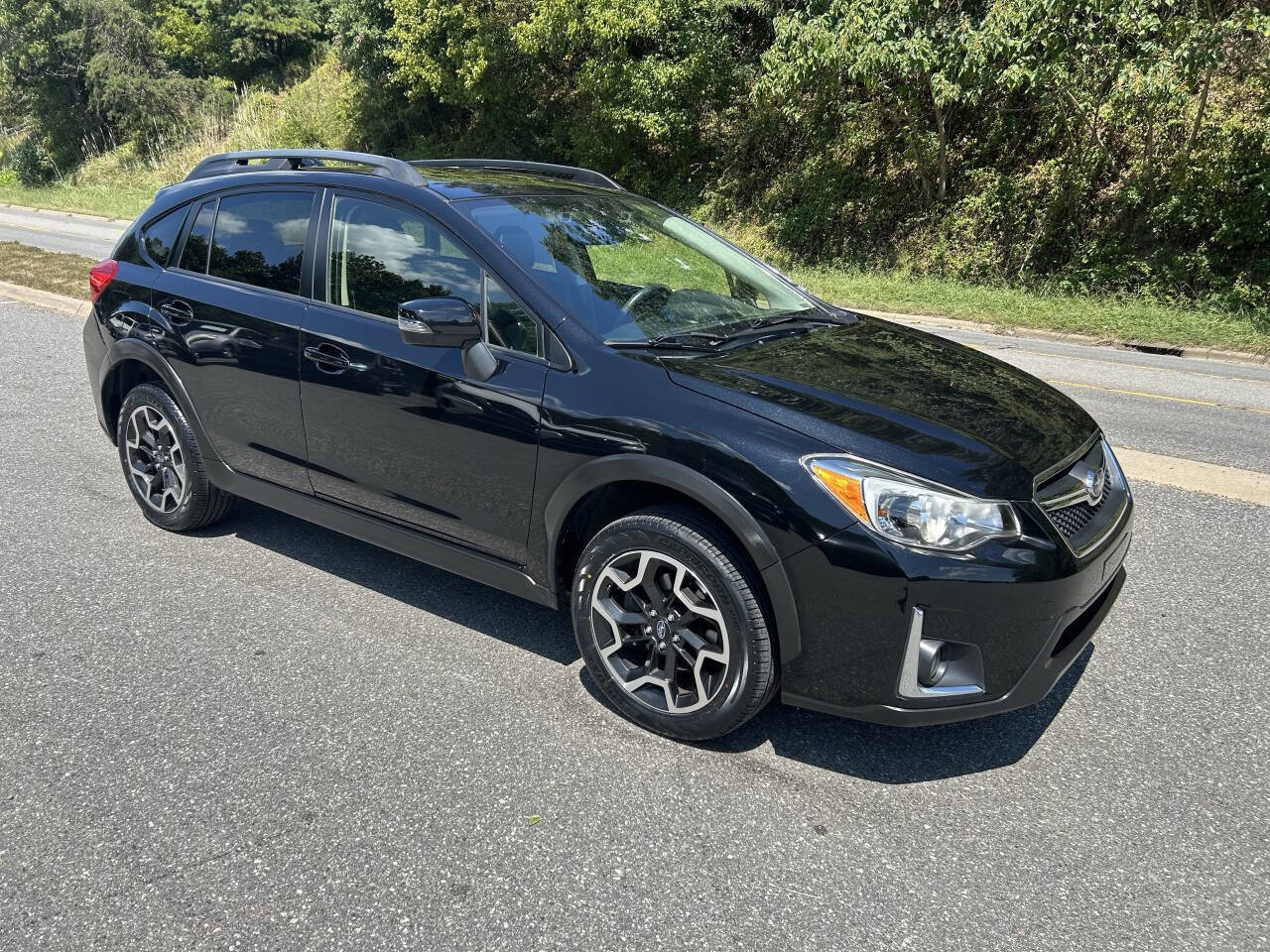 Used 2016 Subaru Crosstrek 2.0i Limited image 12
