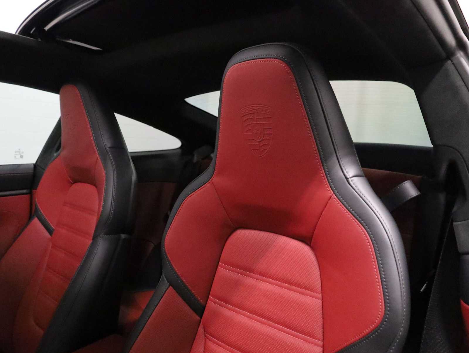Certified 2026 Porsche 911 Carrera 4 GTS AWD/4WD image 19