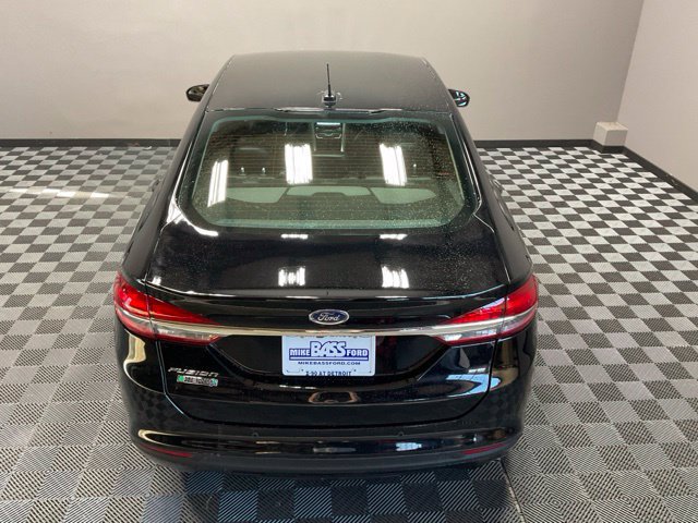Used 2018 Ford Fusion Energi SE FWD image 12