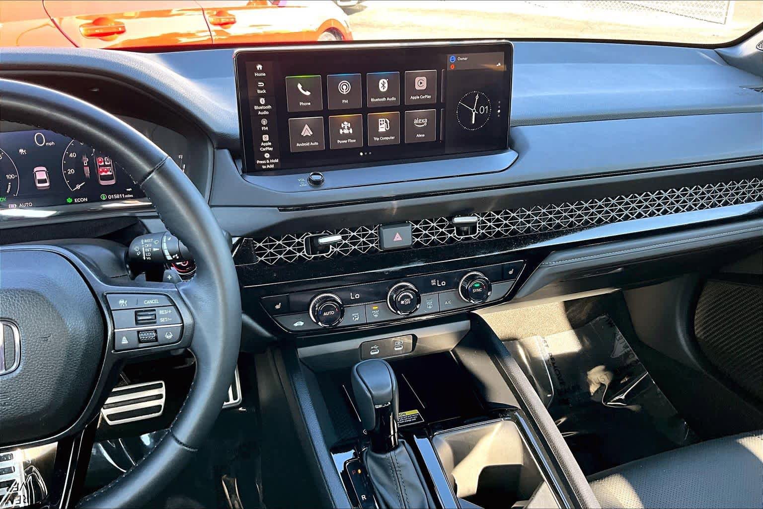 Used 2025 Honda Accord Sport image 7