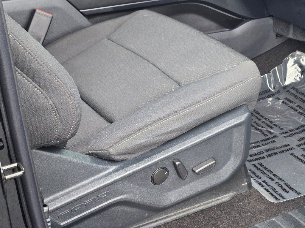 Certified 2022 Ford F150 XLT w/ Equipment Group 302A High image 7