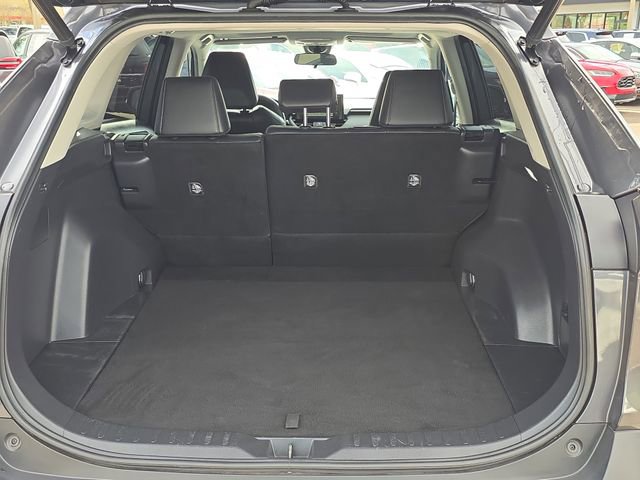 Used 2021 Toyota RAV4 XLE Premium image 12