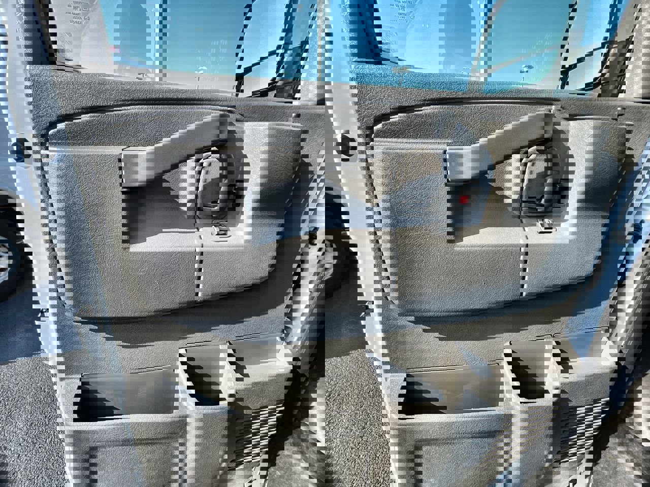 Used 2024 GMC Savana 2500 w/ Driver Convenience Package image 19