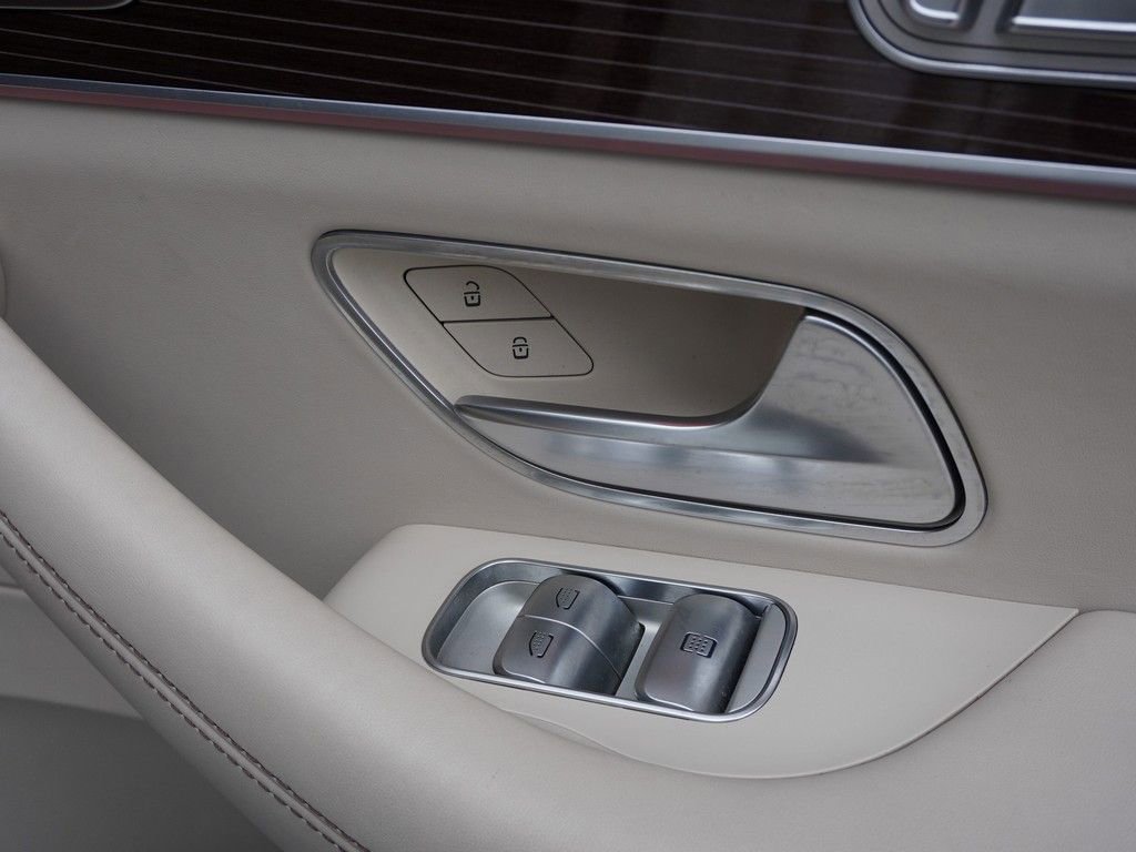Used 2023 Mercedes-Benz Maybach GLS 600 4MATIC image 68
