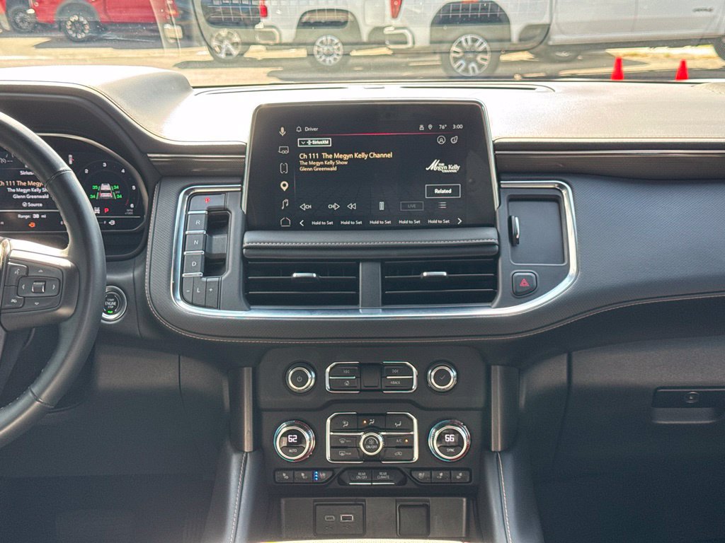 Used 2023 GMC Yukon AT4 w/ Technology Package AWD/4WD image 20