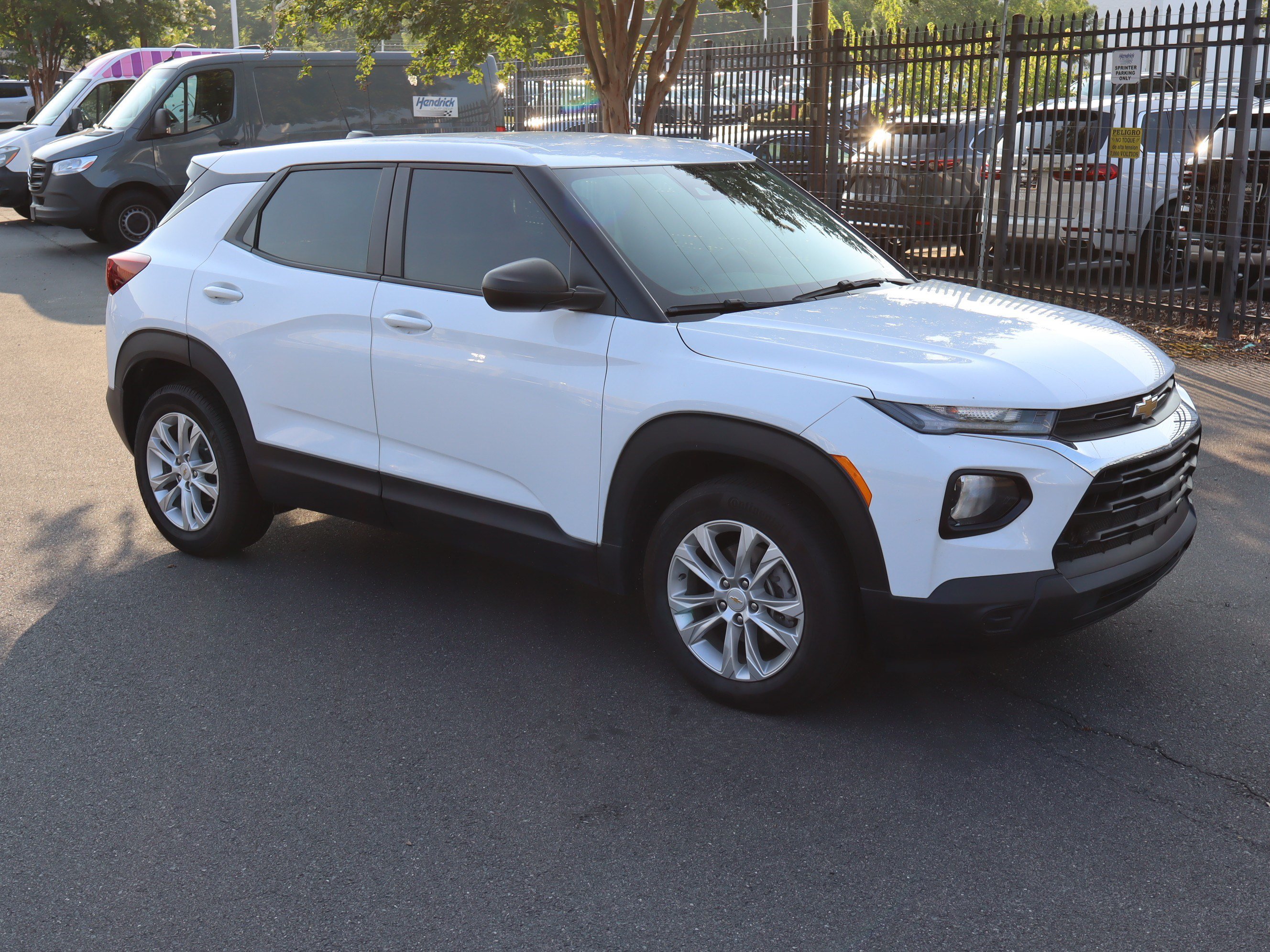 Used 2023 Chevrolet TrailBlazer LS FWD image 14