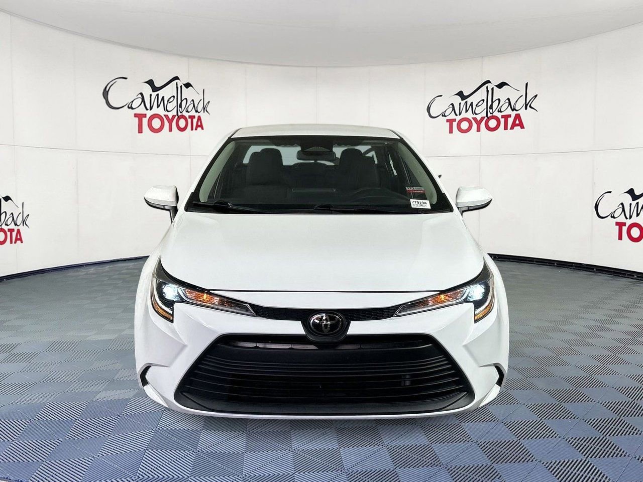 Used 2024 Toyota Corolla LE FWD image 3