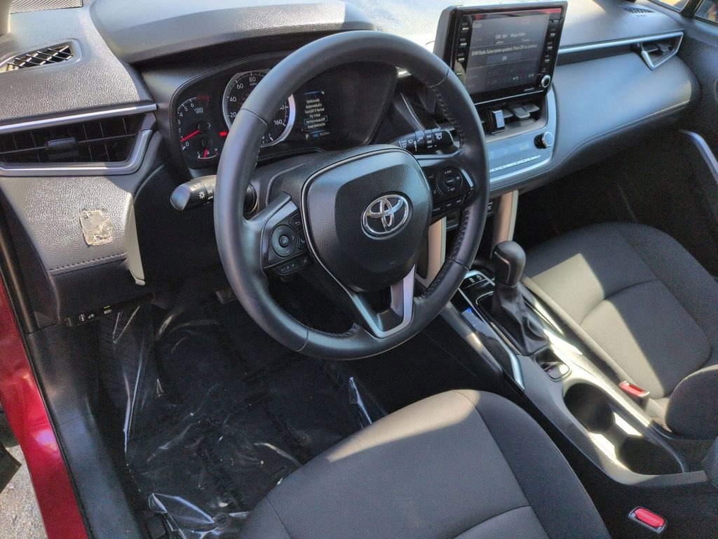 Used 2022 Toyota Corolla Cross LE w/ Black Badges Package (TMS) AWD/4WD image 2