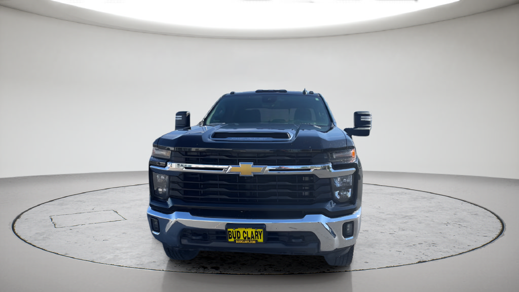 Used 2024 Chevrolet Silverado 2500 LT w/ All Star Edition AWD/4WD image 2
