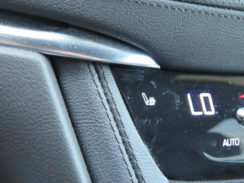 Used 2023 Cadillac XT5 Premium Luxury w/ Technology Package image 15