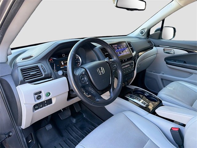Used 2018 Honda Pilot Elite image 27