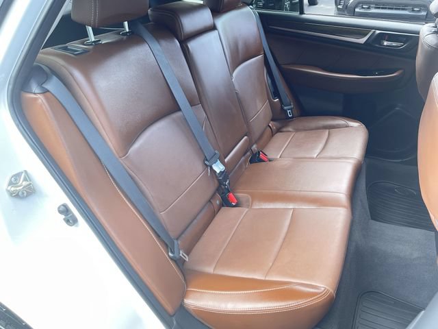 Used 2017 Subaru Outback 3.6R Touring w/ Popular Package #5A AWD/4WD image 28