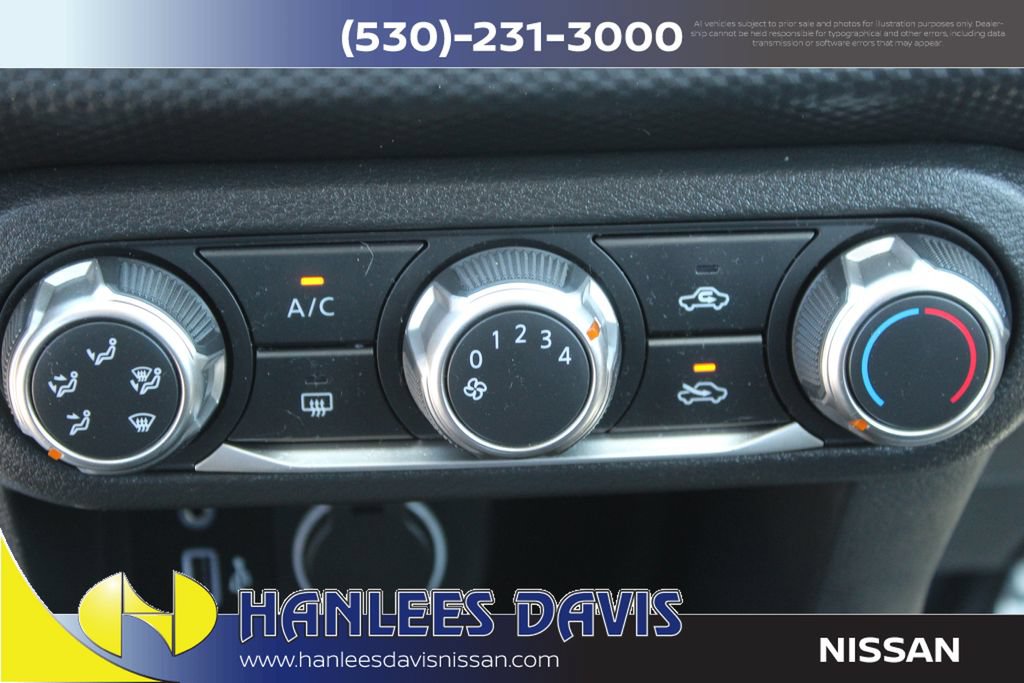 Used 2025 Nissan Kicks Play S FWD image 20