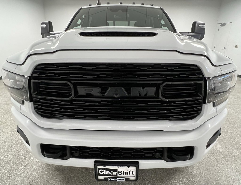 Used 2024 RAM 2500 Limited image 3