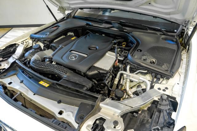Used 2018 Mercedes-Benz E 300 image 58