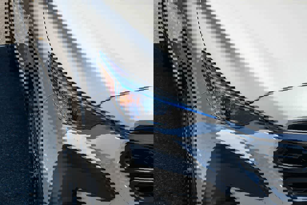 Used 2024 Subaru Crosstrek 2.0i Premium image 4