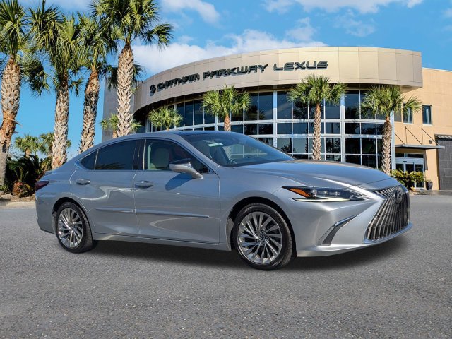 Certified 2022 Lexus ES 350 Ultra Luxury w/ Accessory Package 2 FWD image 2