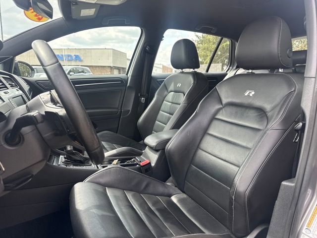 Used 2017 Volkswagen Golf R 4-Door image 10