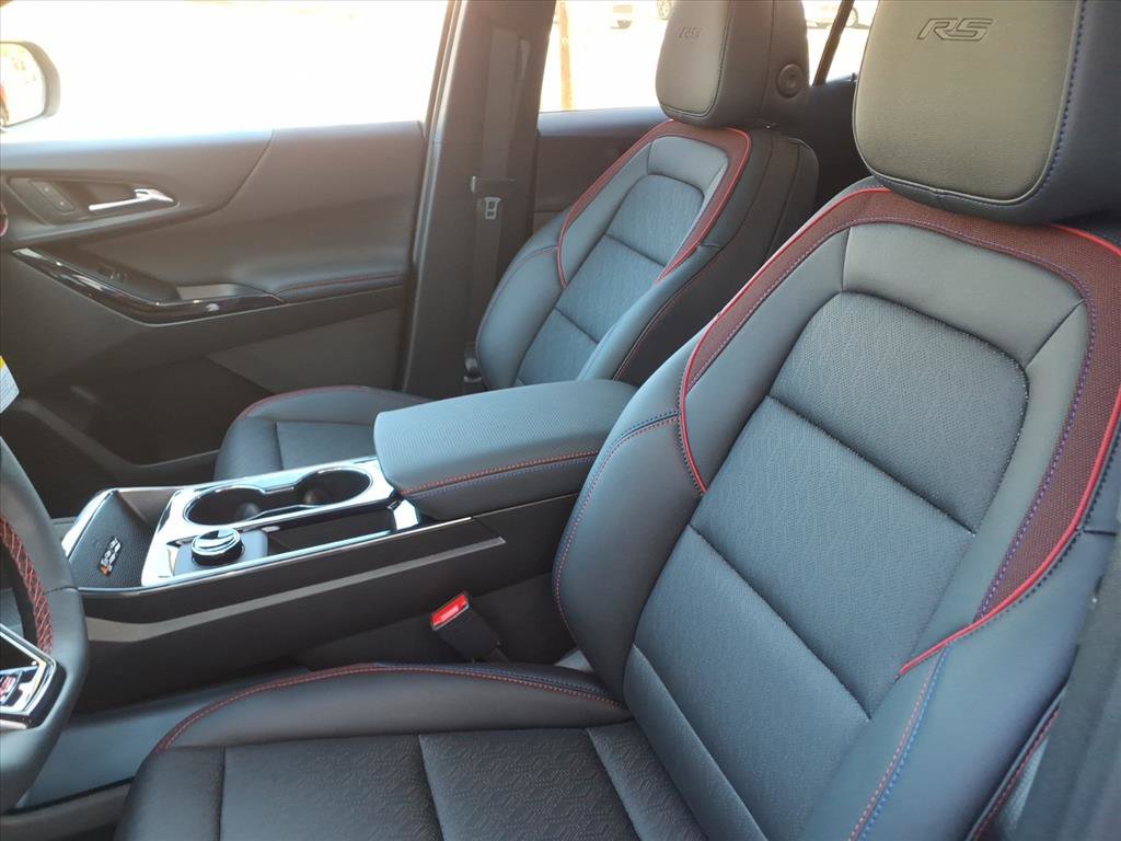 New 2026 Chevrolet Equinox RS w/ LPO, Floor Liner Package image 5