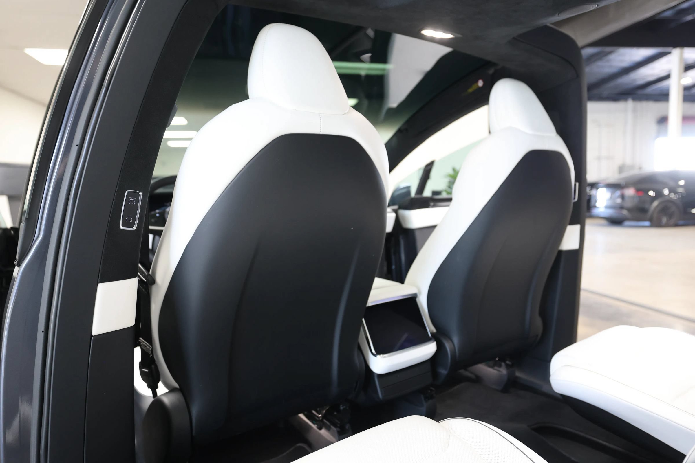 Used 2022 Tesla Model X Plaid AWD/4WD image 43