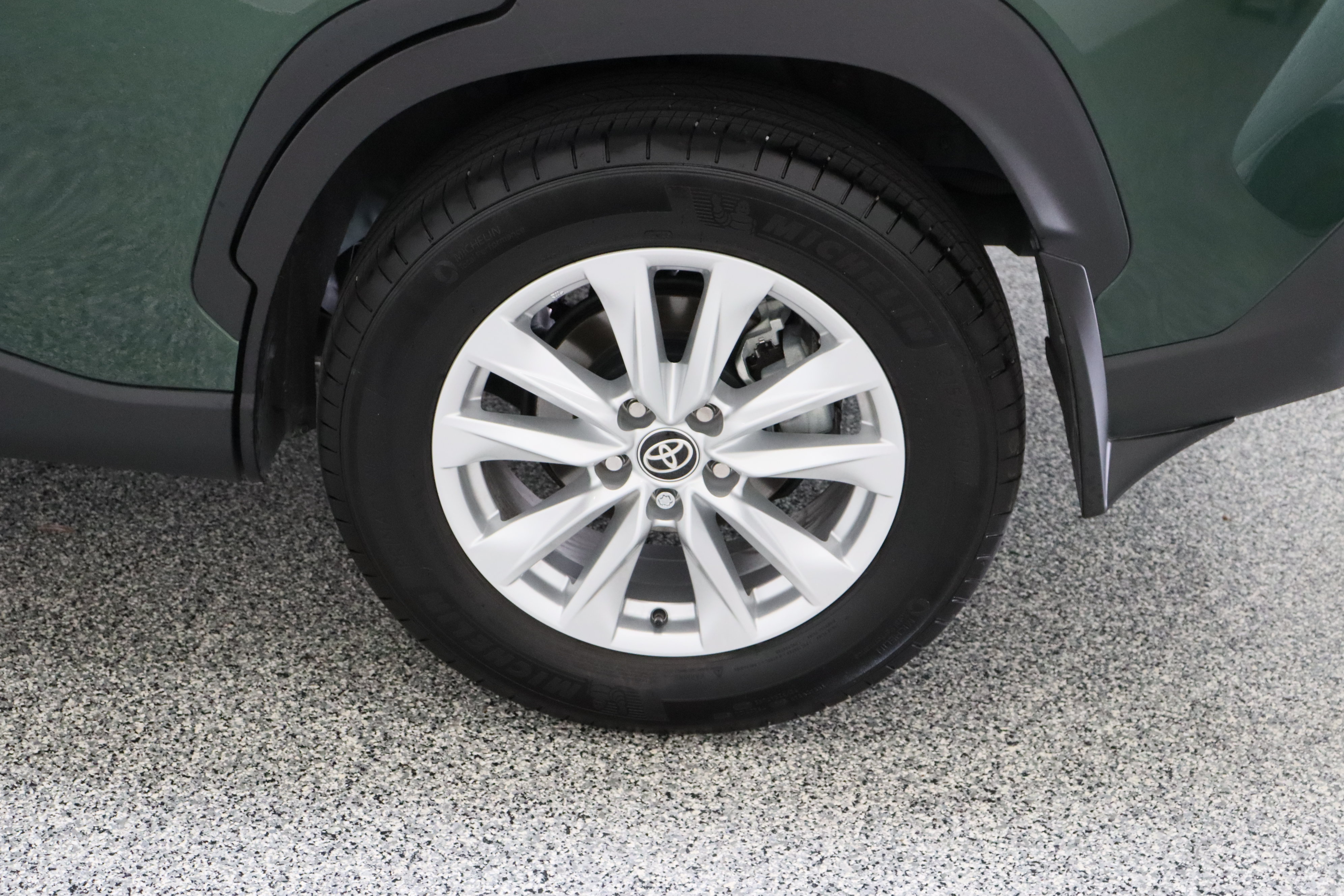 Certified 2026 Toyota Corolla Cross LE FWD image 10