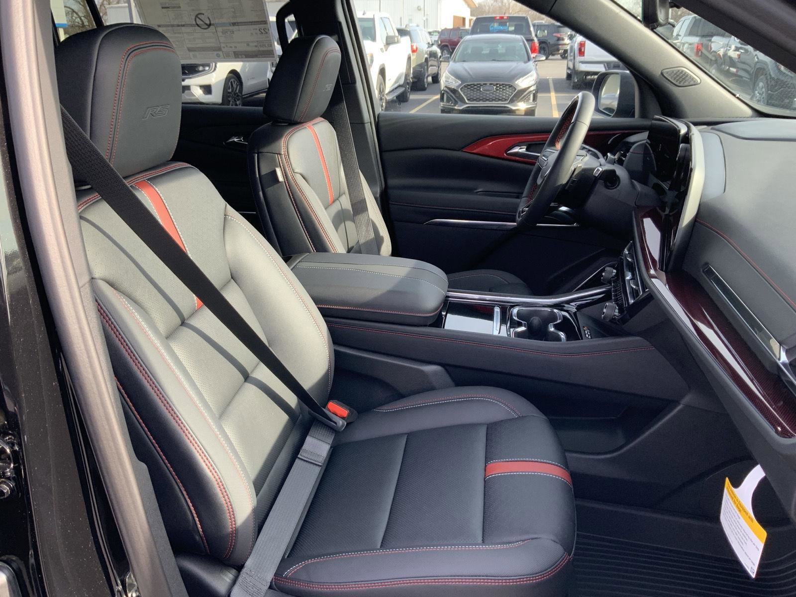 New 2026 Chevrolet Traverse RS w/ LPO, Floor Liner Package image 70