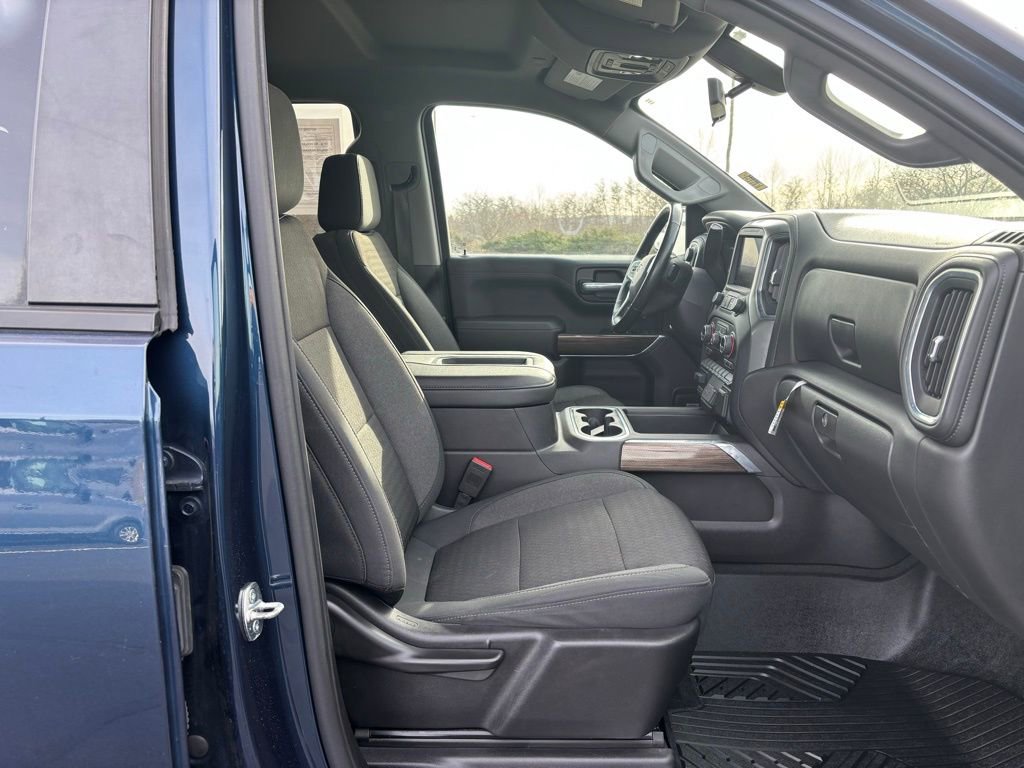 Used 2021 Chevrolet Silverado 1500 RST w/ Convenience Package II image 21