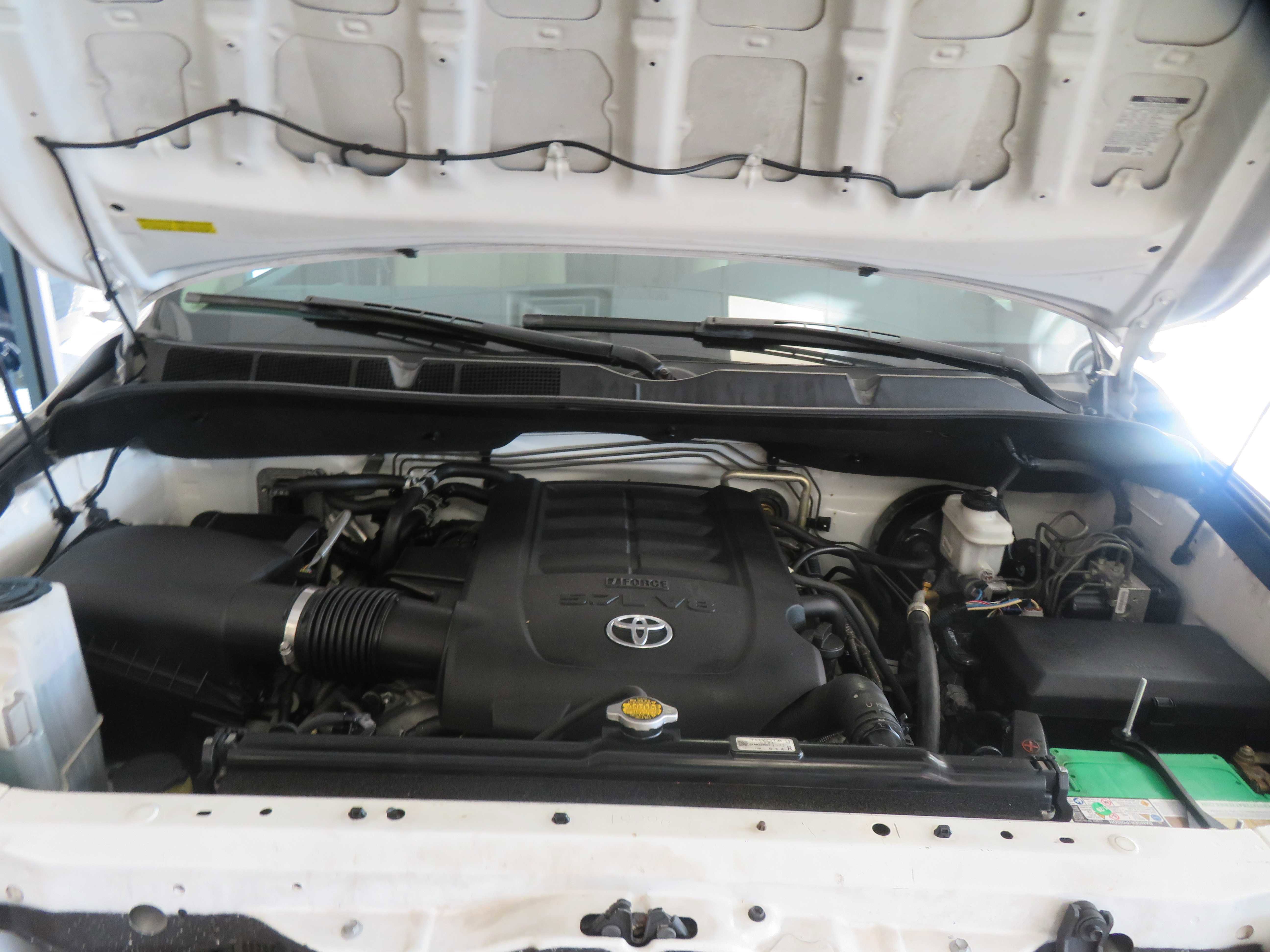 Used 2015 Toyota Sequoia SR5 w/ Premium Package image 56