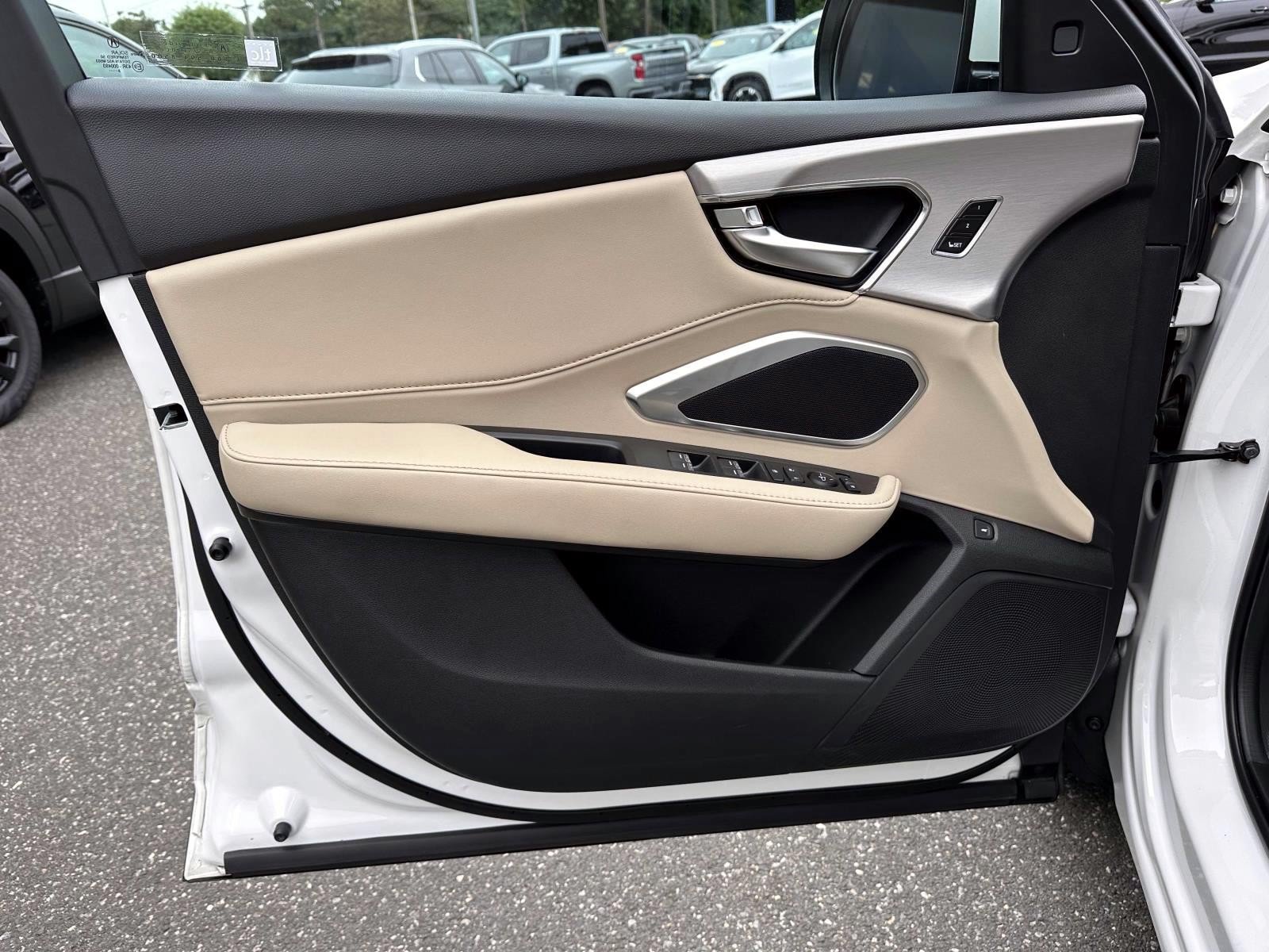 Used 2023 Acura RDX AWD image 8