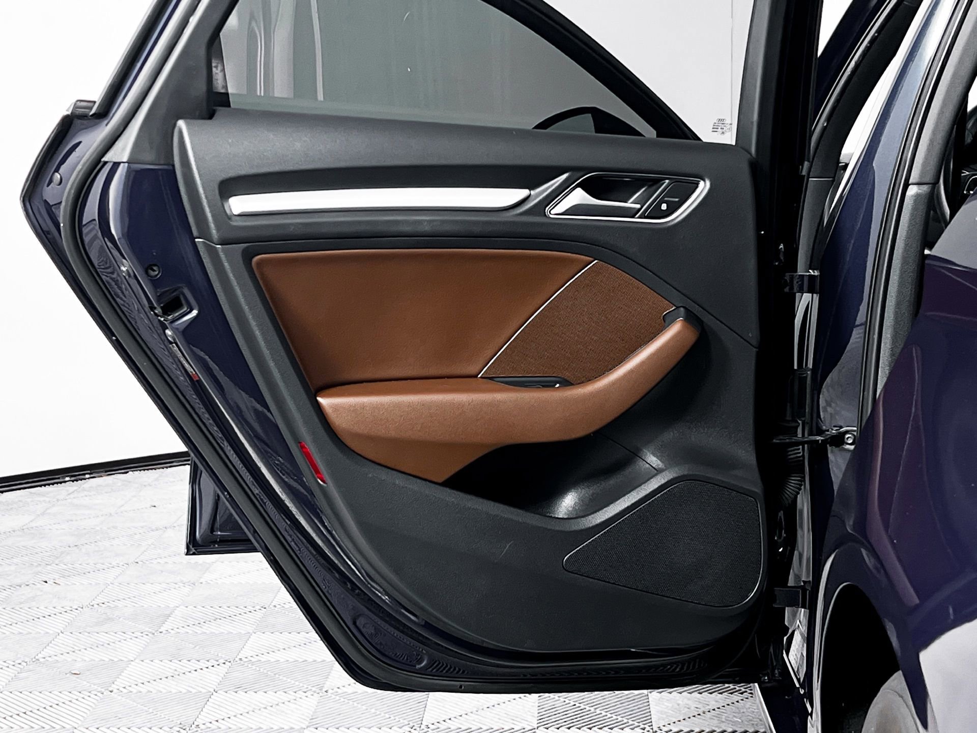 Used 2018 Audi A3 2.0T Premium w/ Convenience Package image 11