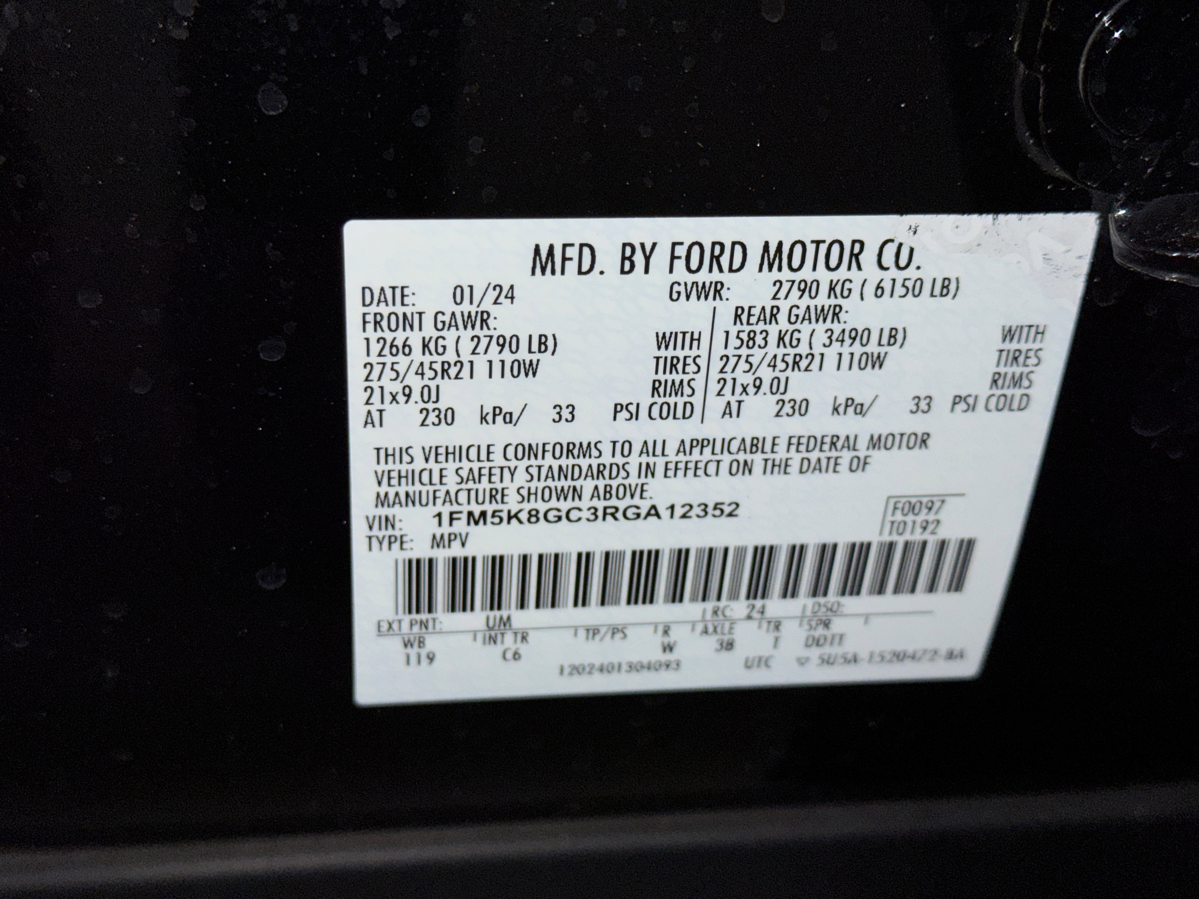 Used 2024 Ford Explorer ST w/ Equipment Group 401A image 38