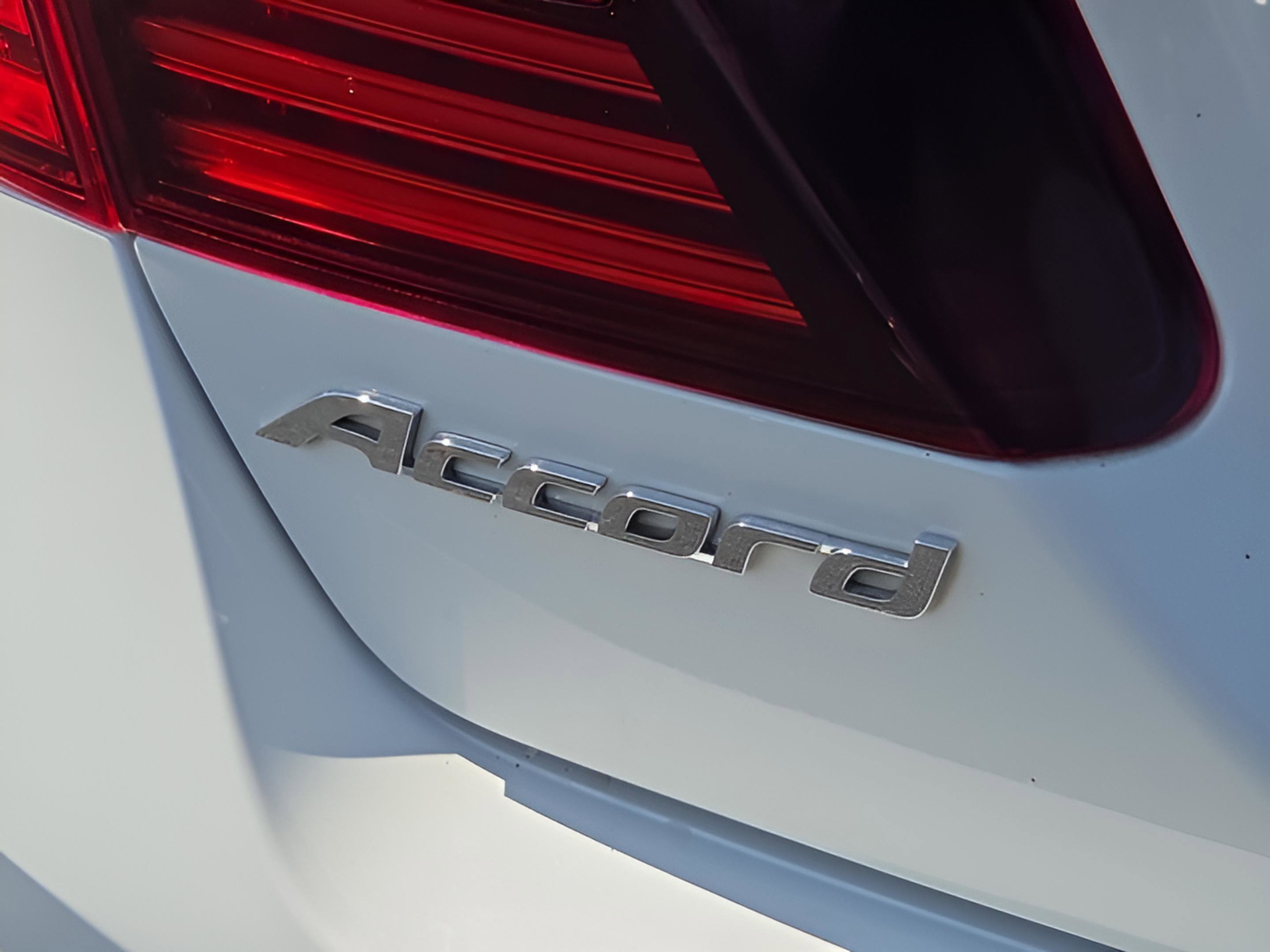 Used 2017 Honda Accord Sport Special Edition image 35