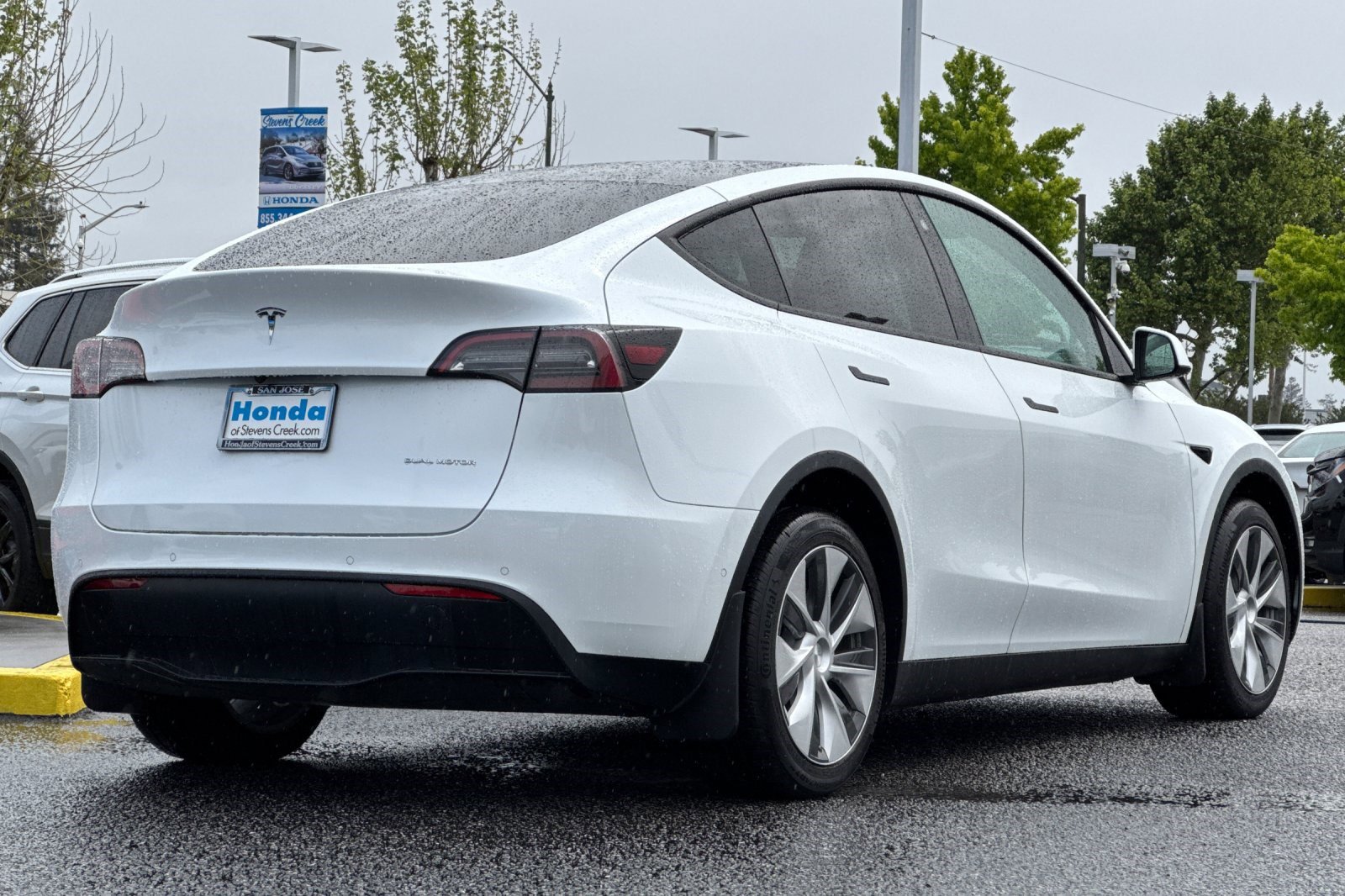 Used 2022 Tesla Model Y Long Range AWD/4WD image 8