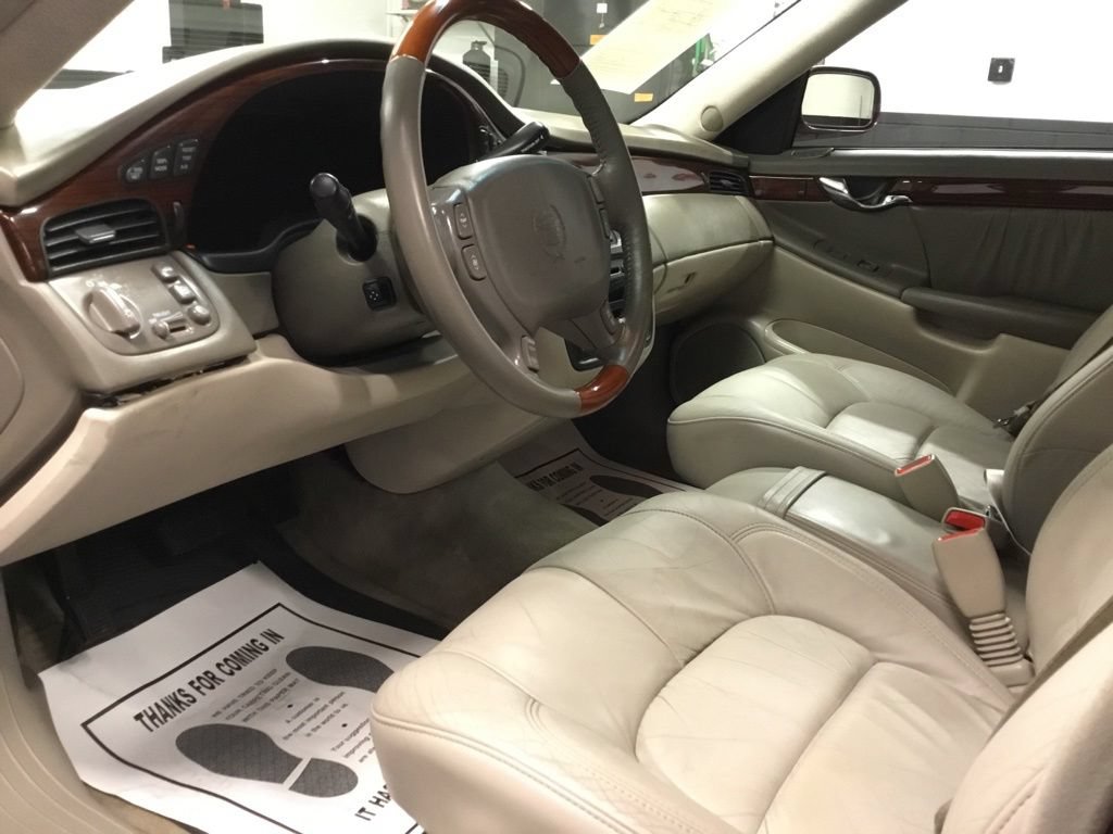 Used 2000 Cadillac De Ville DHS w/ Safety/Security Pkg FWD image 73