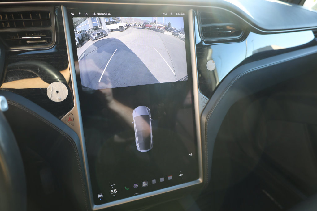 Used 2018 Tesla Model X 100D AWD/4WD image 15