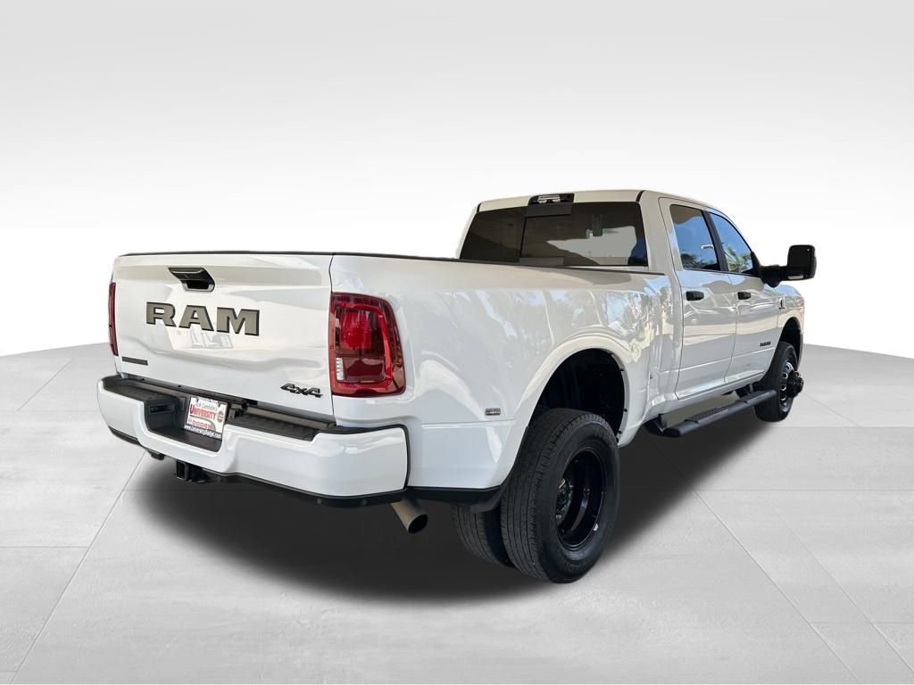 Used 2025 RAM 3500 Big Horn image 3