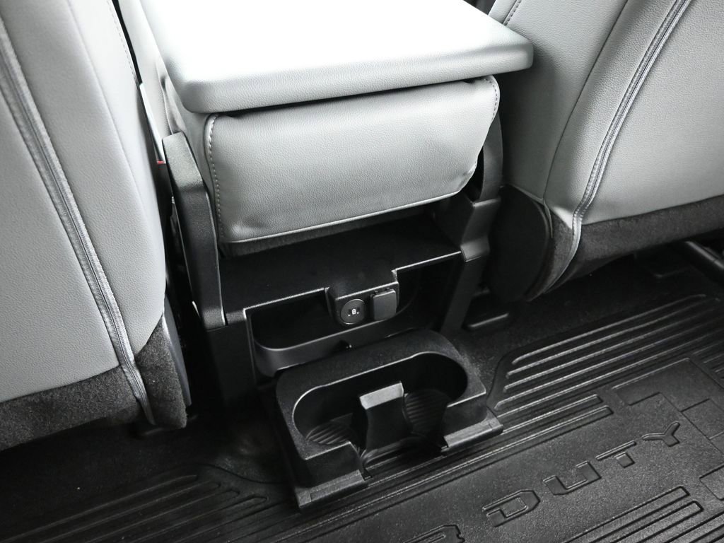 New 2026 Ford F550 4x4 Crew Cab Super Duty image 25