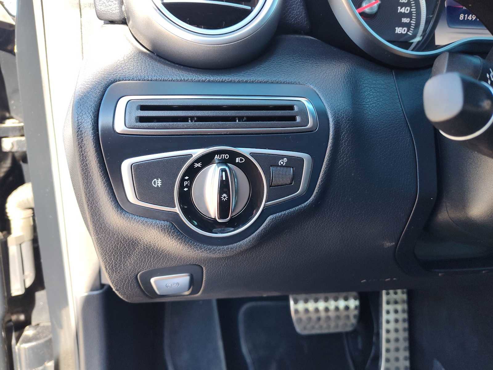 Used 2017 Mercedes-Benz C 300 Sedan image 18