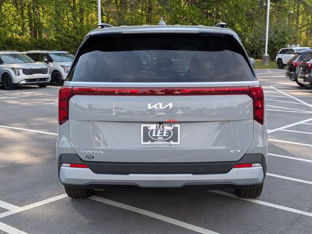New 2026 Kia Carnival EX FWD image 4