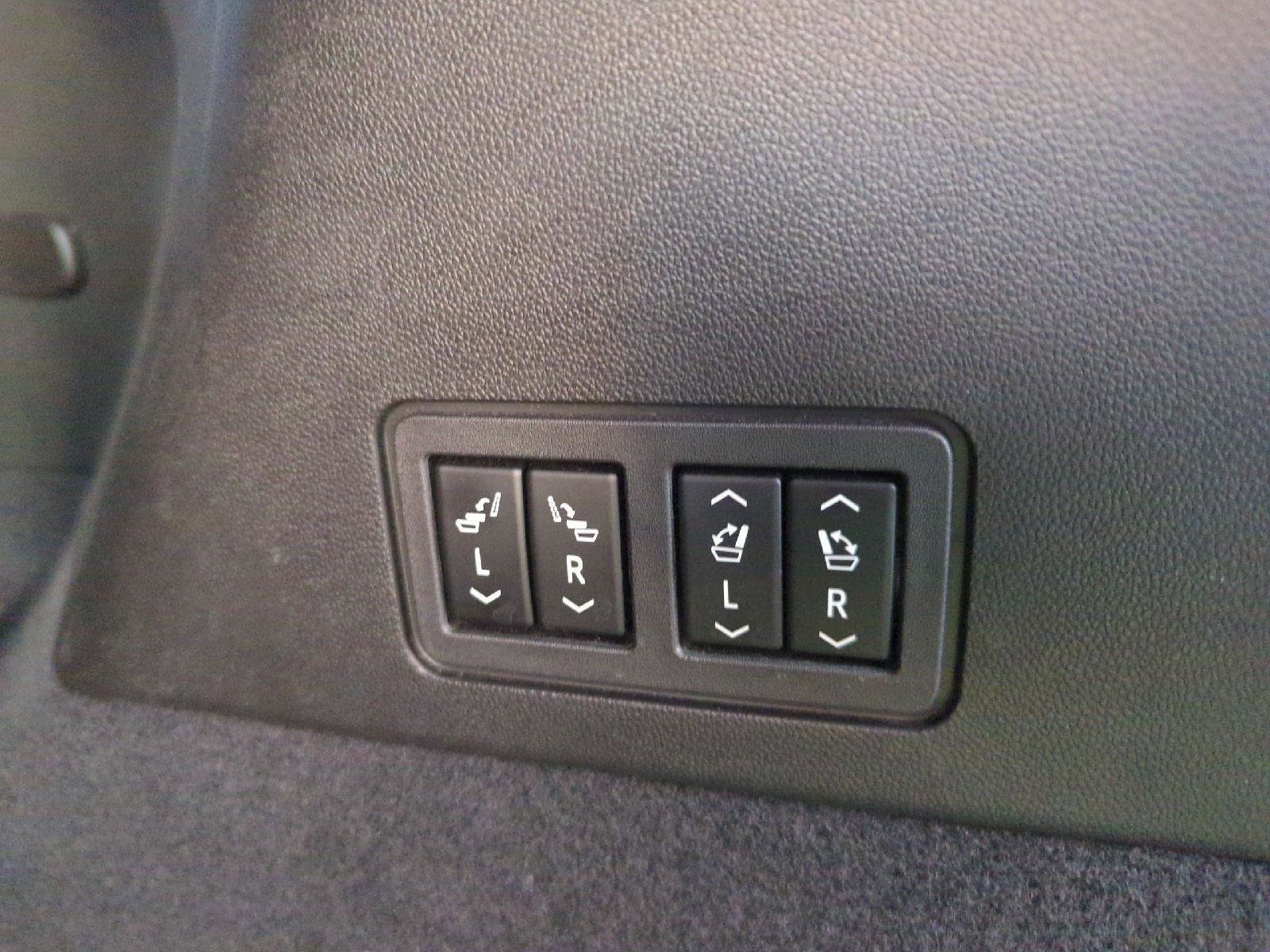 Used 2023 Cadillac XT6 Sport image 39