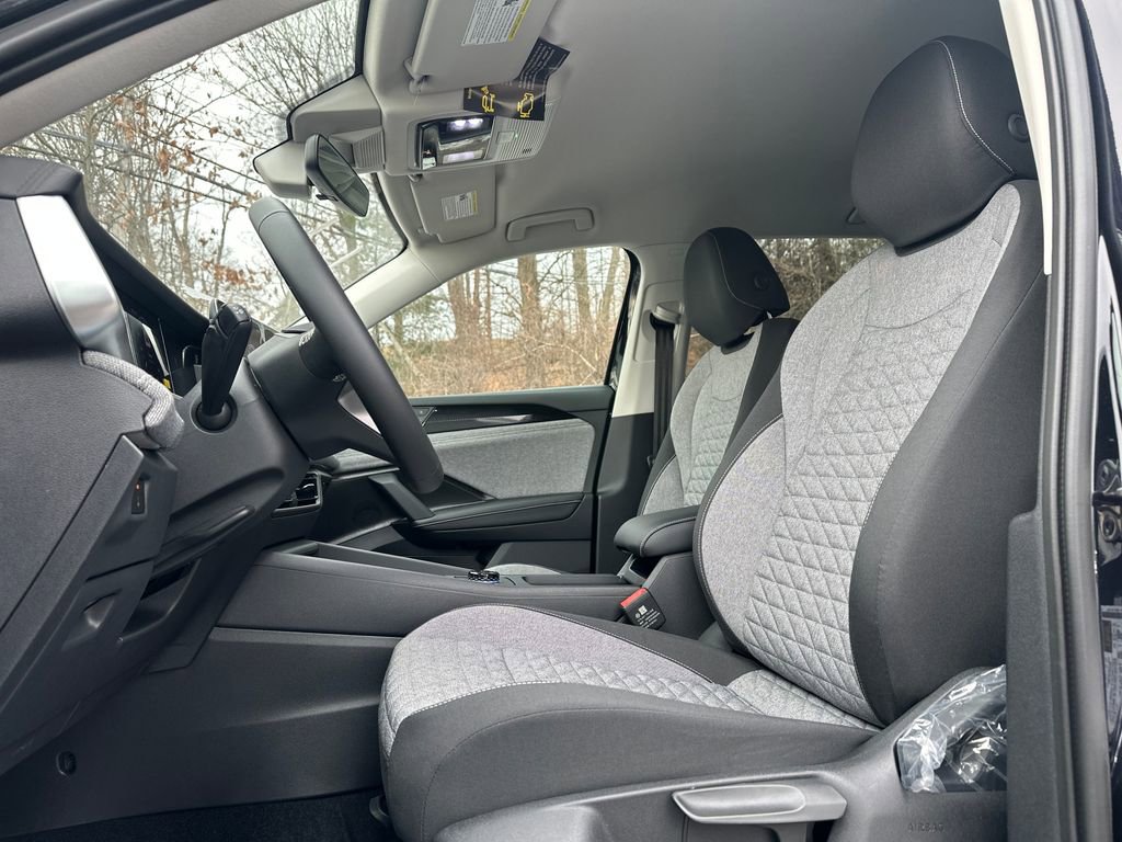 New 2026 Volkswagen Tiguan S image 3