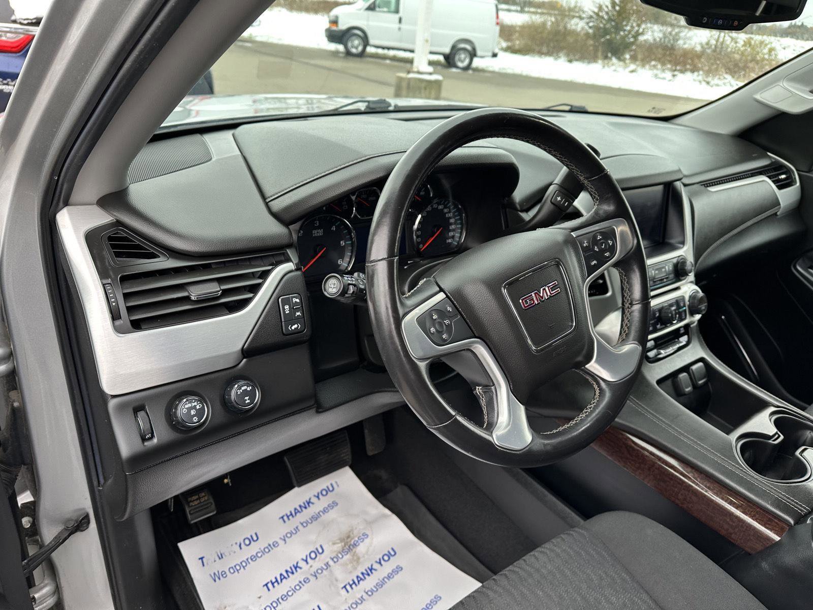 Used 2020 GMC Yukon SLE w/ SLE Value Package image 36