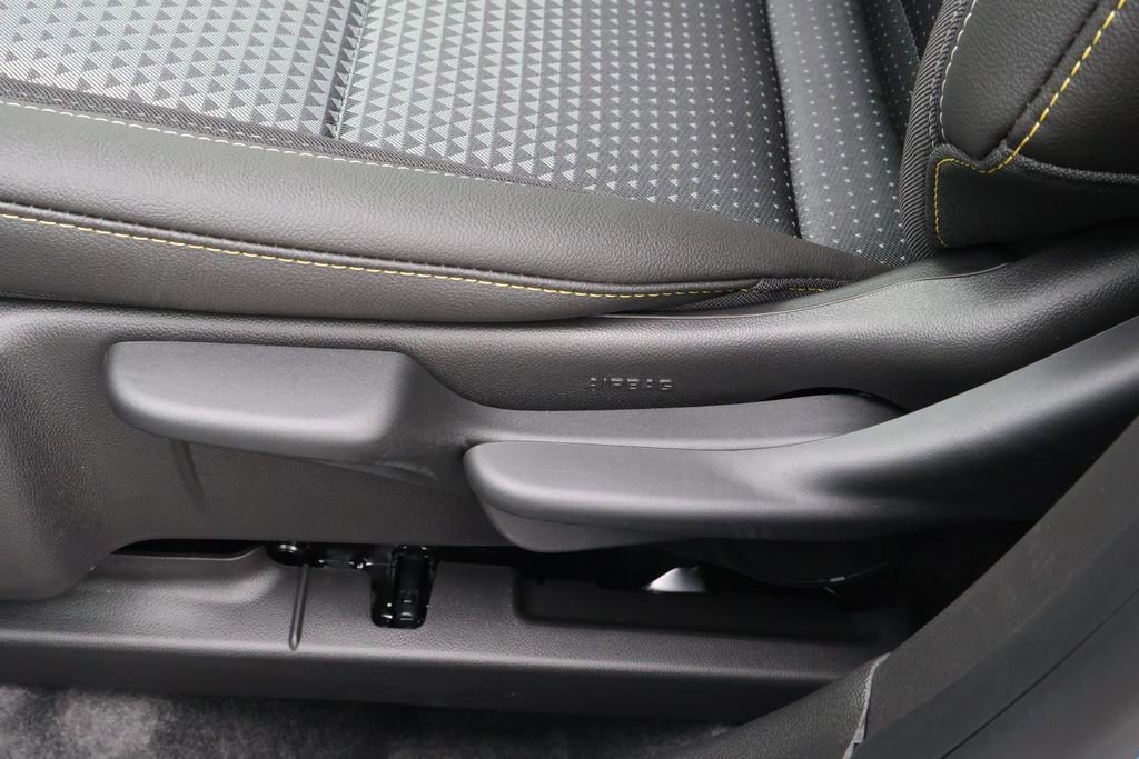 New 2026 Chevrolet Trax LT w/ Driver Confidence Package FWD image 16