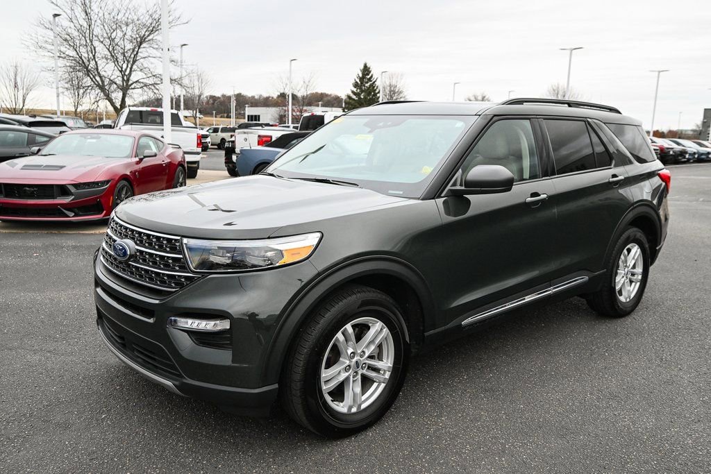 Certified 2023 Ford Explorer XLT w/ Equipment Group 202A image 9