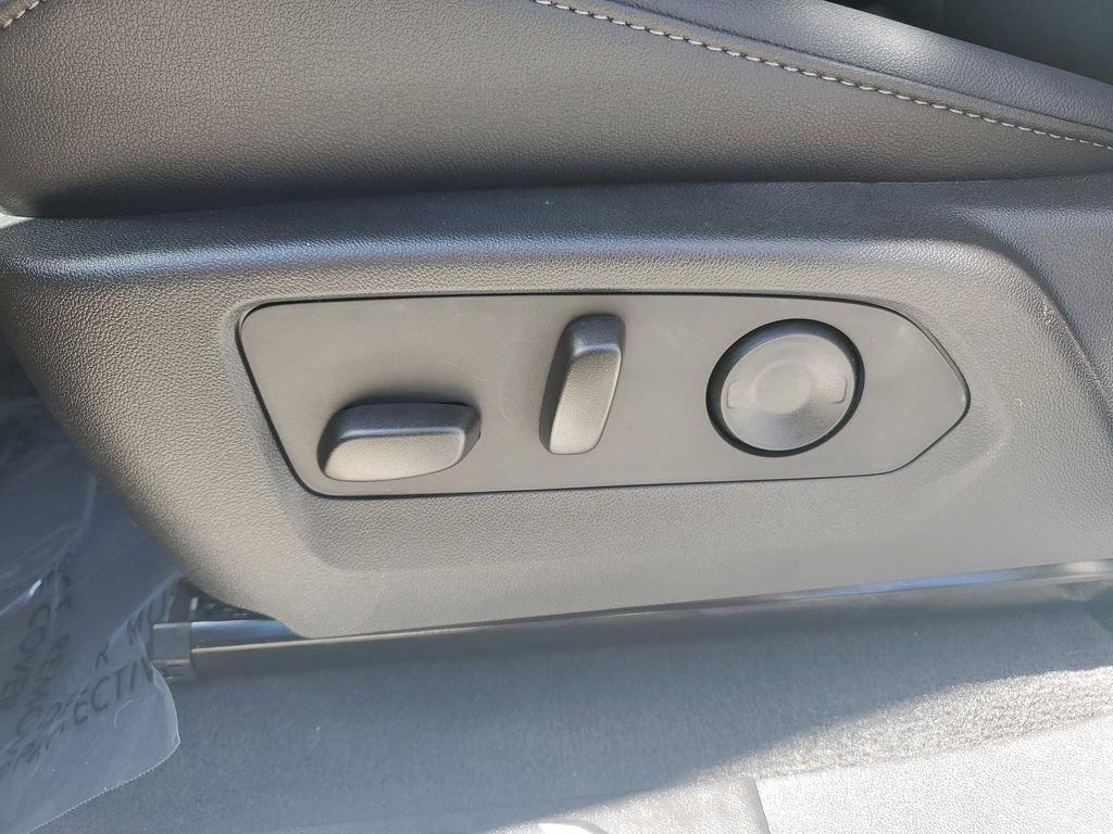 New 2026 Chevrolet Colorado LT w/ LT Convenience Package image 21