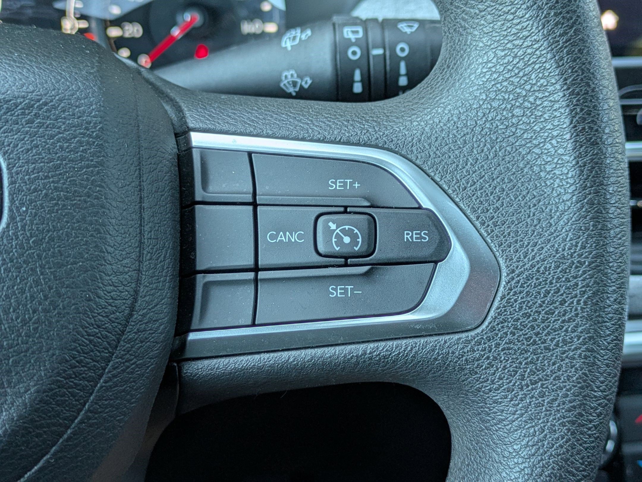 Used 2023 Jeep Compass Sport image 14