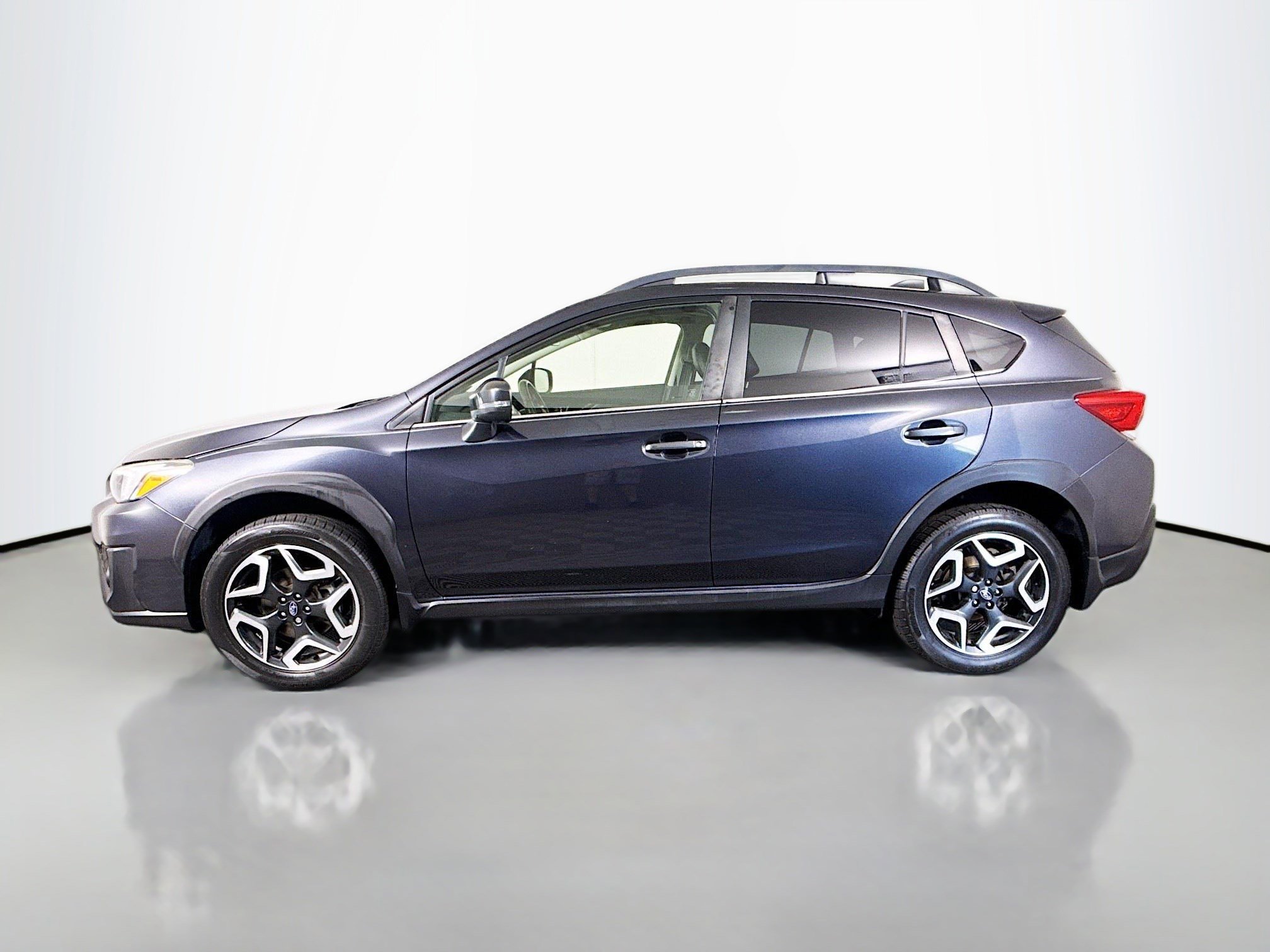 Used 2019 Subaru Crosstrek 2.0i Limited w/ Moonroof Package w/Navigation AWD/4WD image 6