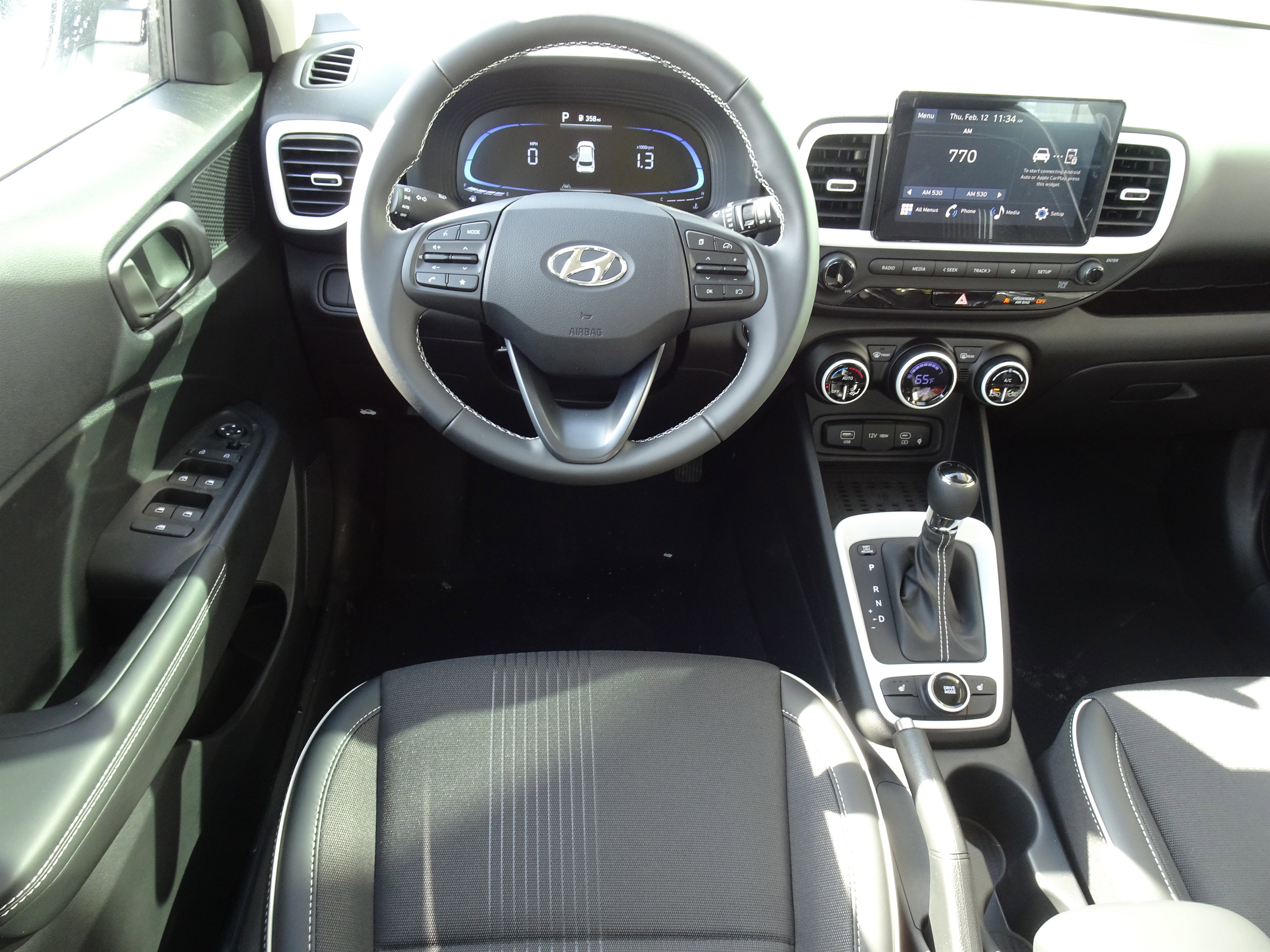 New 2026 Hyundai Venue SEL image 11