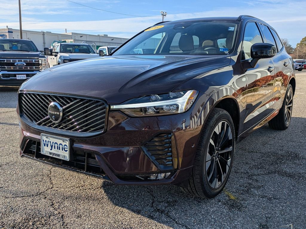 New 2026 Volvo XC60 B5 Plus w/ Climate Package AWD/4WD image 8
