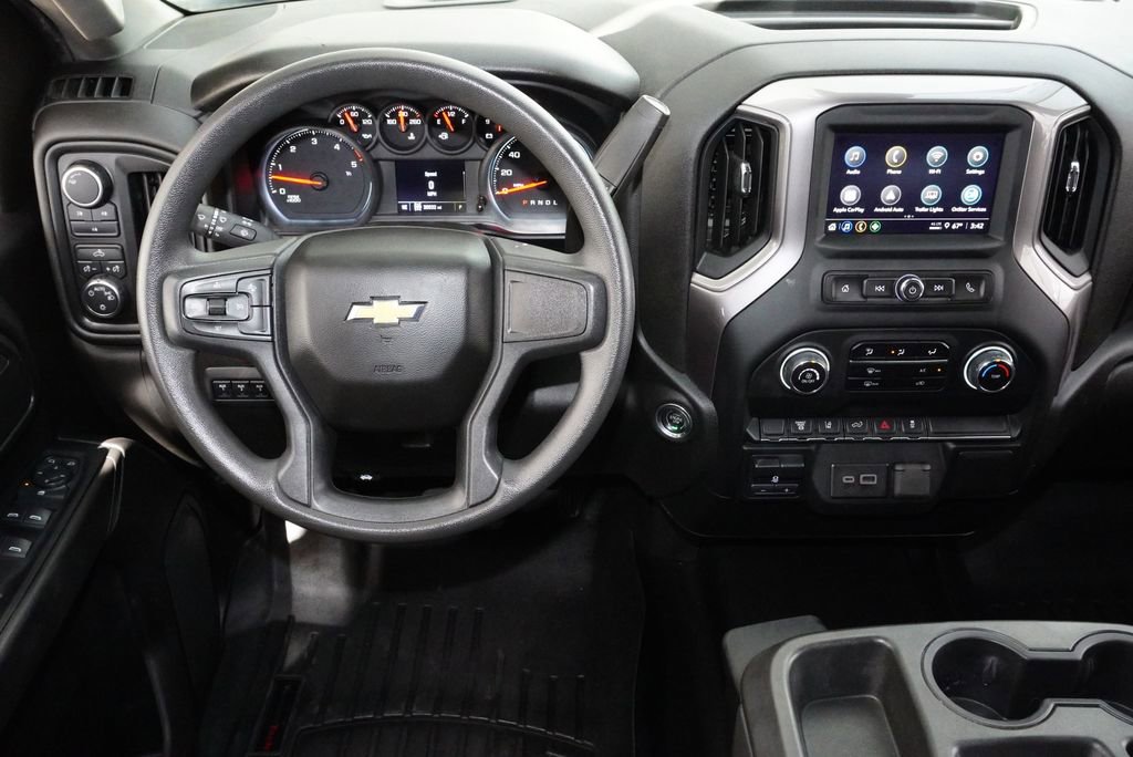 Used 2024 Chevrolet Silverado 3500 W/T image 21